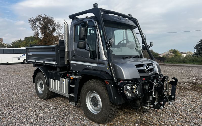 MERCEDES UNIMOG